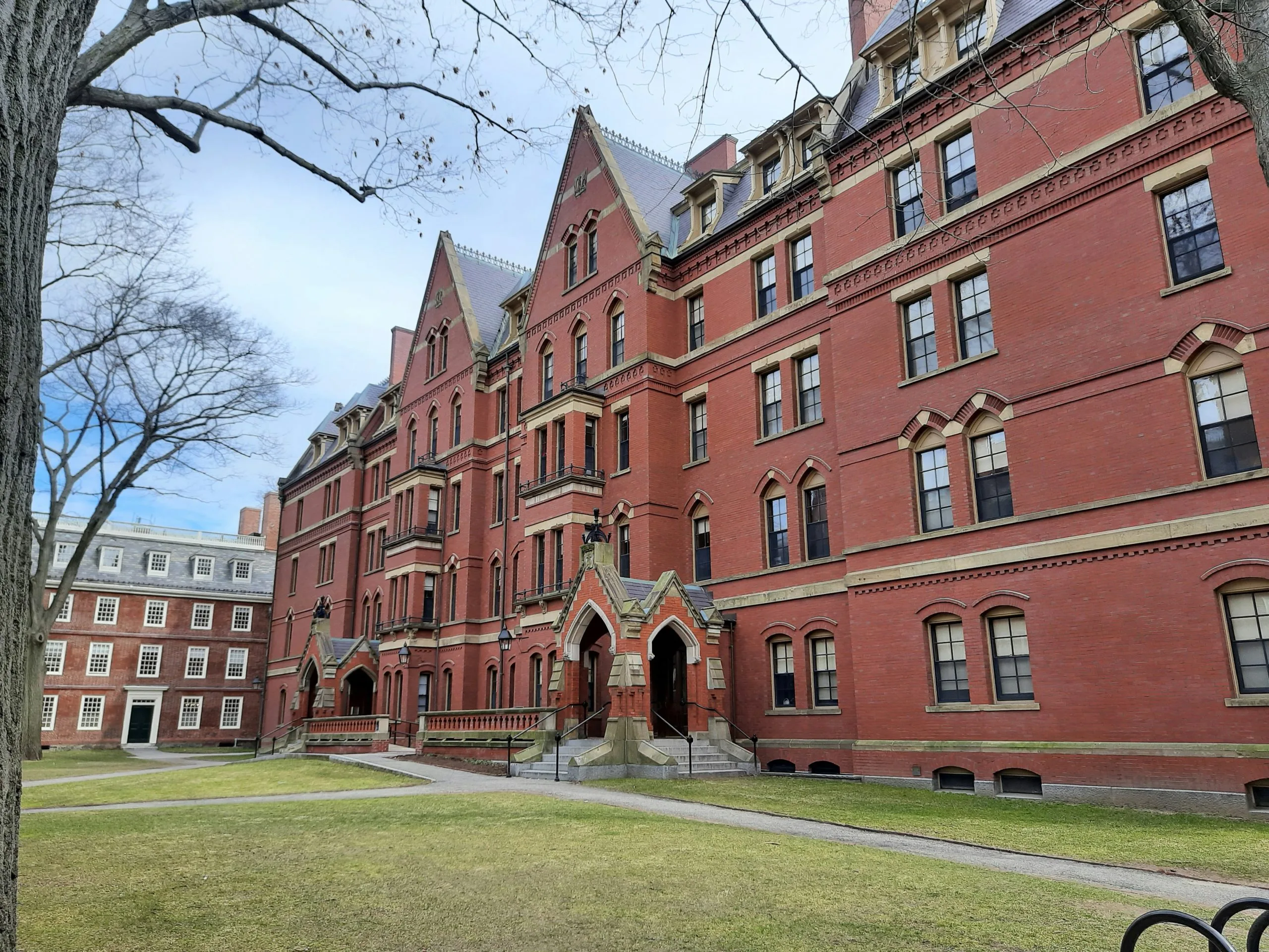 O governo Trump revogou na quinta-feira a capacidade da Universidade Harvard de matricular estudantes internacionais