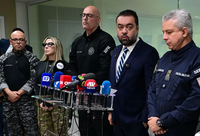 Maioria da população apoia operação no Rio